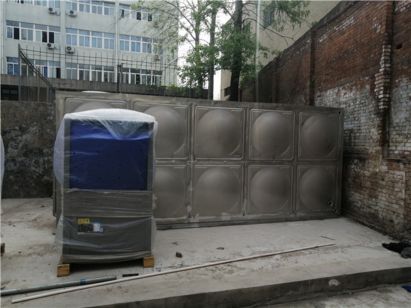 洛陽(yáng)東方紅拖拉機(jī)廠